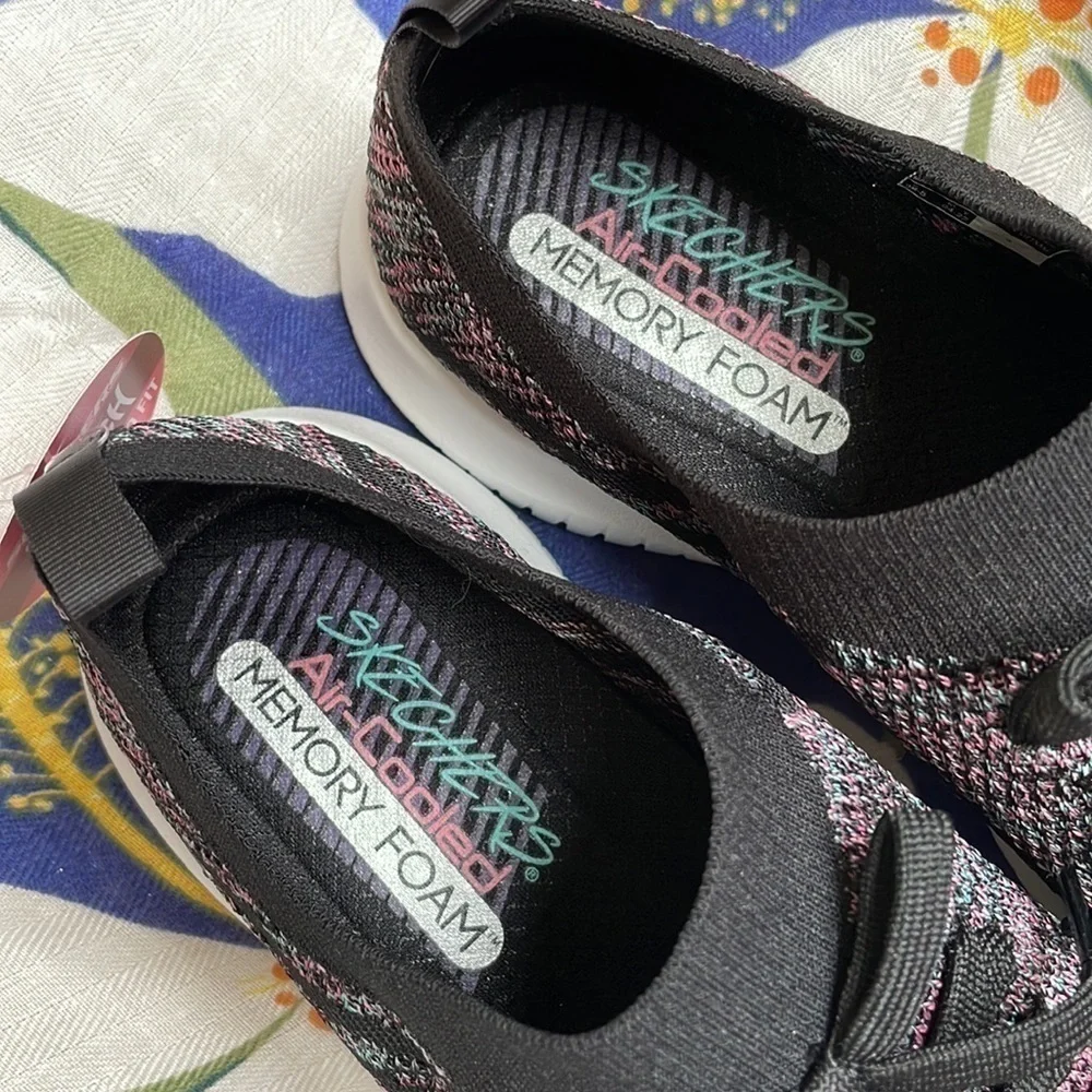 Brand New Skechers Air-Cooled Memory Foam Slip On Black Stretch Sneakers